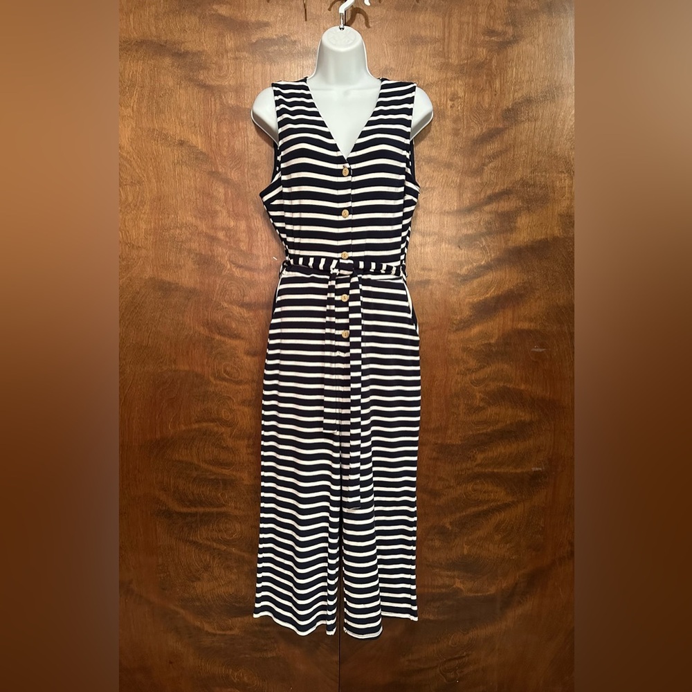 MONTEAU Sleeveless V-Neck Cropped Jumpsuit Womens M Navy & White Stripes Belted